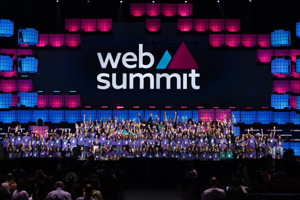 16 November 2023; Web Summit volunteers on Centre Stage following day three of Web Summit 2023 at the Altice Arena in Lisbon, Portugal. Photo by Sam Barnes/Web Summit